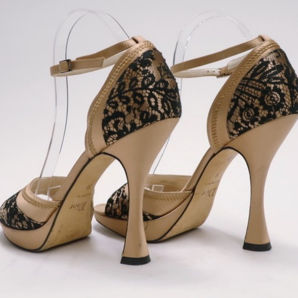 Christian Dior Satin and Lace Sandal Nude/Black - Picture 4 of 8
